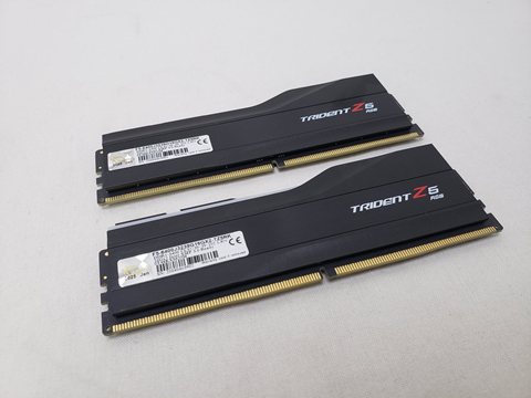 F5-6400J3239G16GX2-TZ5RK /バルク 各サイトで併売につき売切れのさいはご容赦願います。