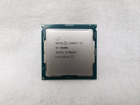 Core i5-9600K バルク (3.70GHz/ターボブースト時4.60GHz/6-core 6-thread/Total Cache 9MB/TDP95W/UHD Graphics 630) BX80684I59600K 各サイトで併売につき売切れのさいはご容赦願います。