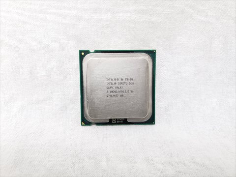 Core 2 Duo E8400 バルク (3.00GHz/6M/FSB1333/TDP65W/45nm) 各サイトで併売につき売切れのさいはご容赦願います。