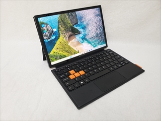 ONEXPLAYER X1 Pro （Ryzen-AI9 HX370/10.9/32GB/2TB） 各サイトで併売につき売切れのさいはご容赦願います。