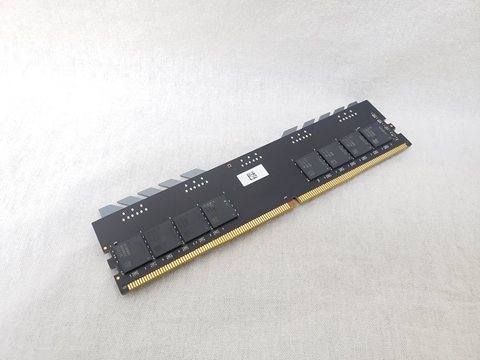 PC4-21300(DDR4 2666) 16GB /バルク 各サイトで併売につき売切れのさいはご容赦願います。
