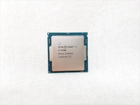 Core i7-6700 バルク (3.40GHz/ターボブースト時4.00GHz/4-core 8-thread/Total Cache 8MB/TDP65W/HD Graphics 530) 各サイトで併売につき売切れのさいはご容赦願います。