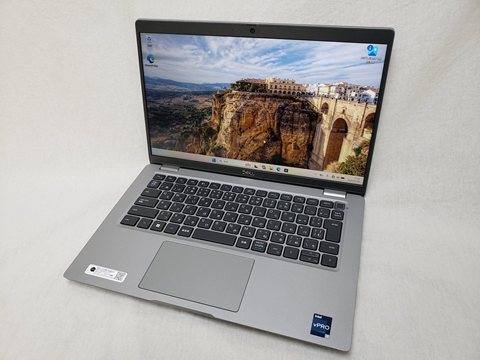 Latitude 5430 (i5-1245U/14.0/16GB/SSD256GB/W11) [0527]各サイトで併売につき売切れのさいはご容赦願います。