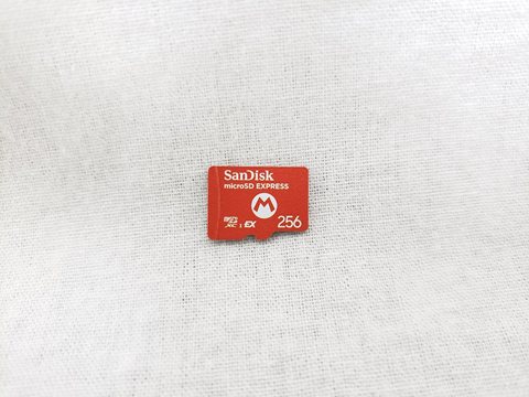 MicroSD Express Card 256GB 各サイトで併売につき売切れのさいはご容赦願います。
